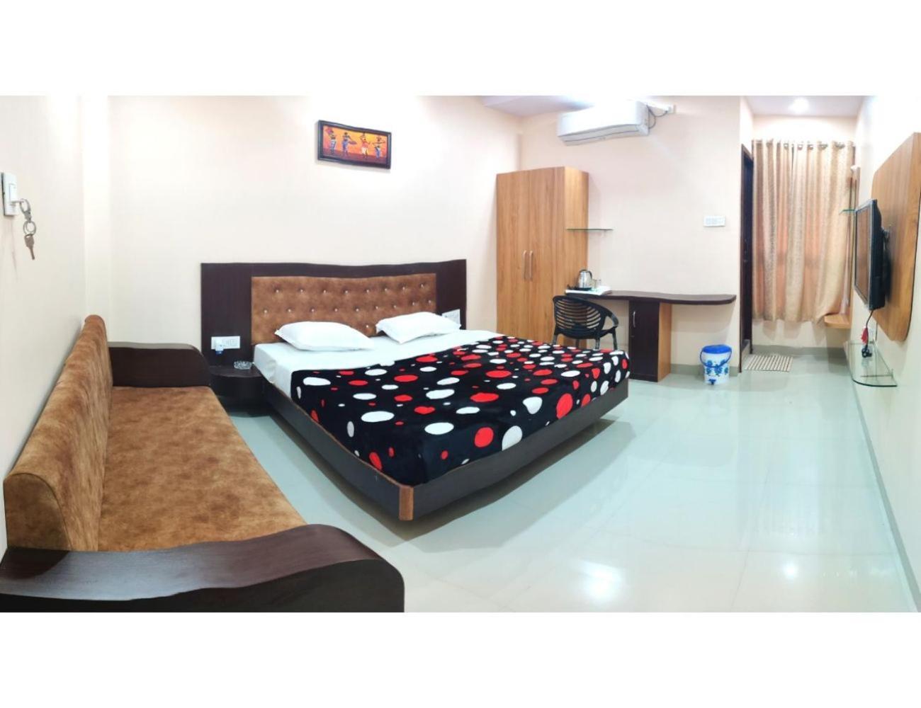Hotel Pragati, Chanderi, Mp Exteriör bild